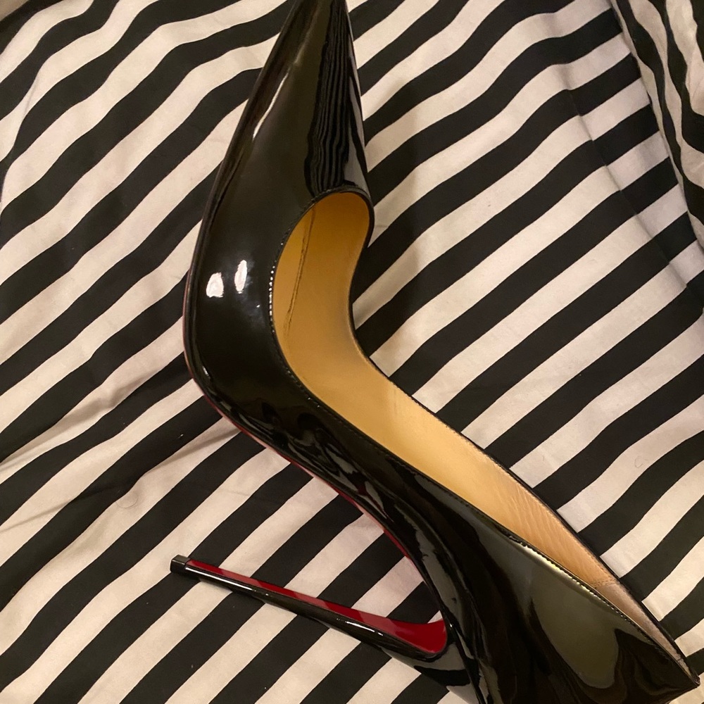 Christian Louboutin So Kate Size 42